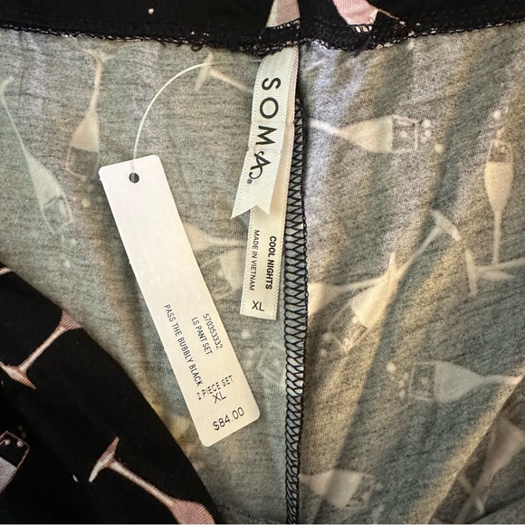 Soma NWT Cool Nights Pajamas Pink Long Sleeve Top with Black Champagne Pants XL - Picture 7 of 7